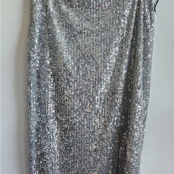 Silver Sequin Women's Skirt - Sparkling Evening Wear - Picture 1 of 2